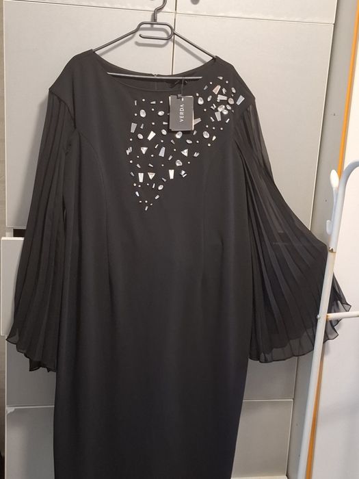 Rochie de  seara neagra eleganta cu pietre