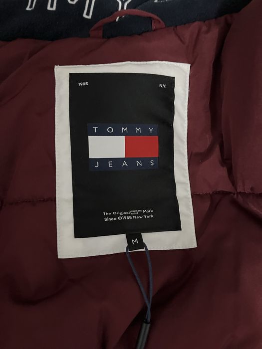 Jacheta de iarna Tommy Jeans