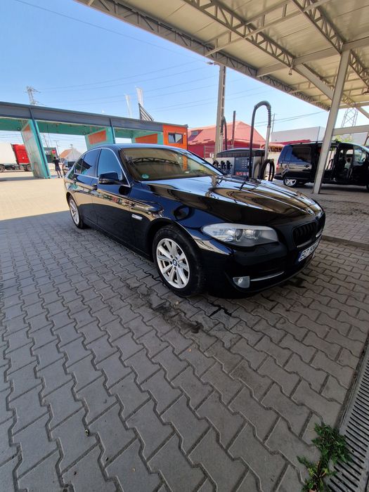 Vând Bmw F10 520d automat