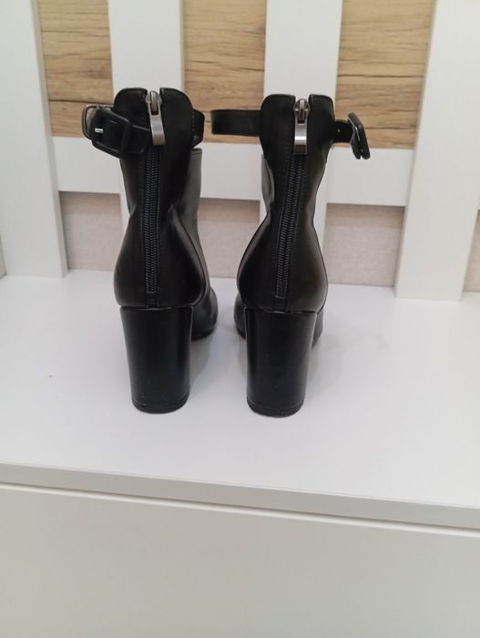 Обувь пол сапоги новые