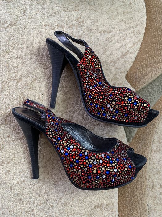 Женские туфли, босоножки