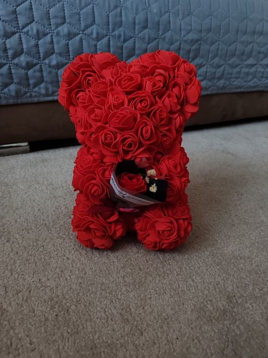 Подаръчни мечета от рози