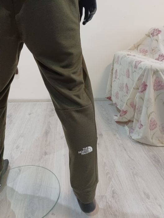 Анцузи The North Face