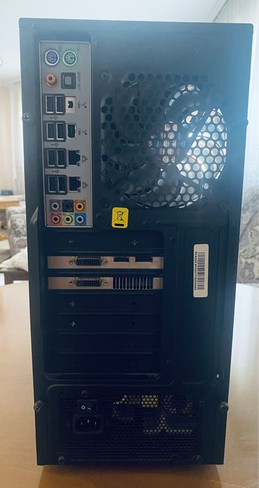 Настолен компютър