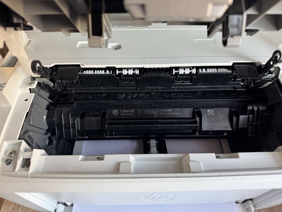 МФУ HP Laser Jet M141a