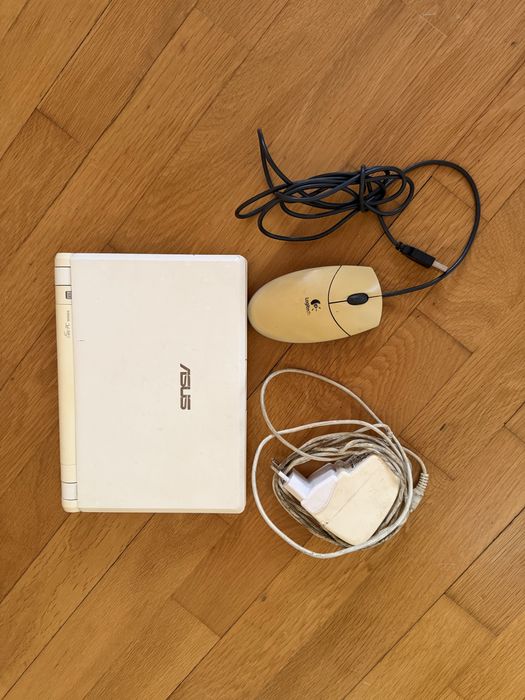 Компютър Asus EEE PC 2g Surf с мишка Logitech