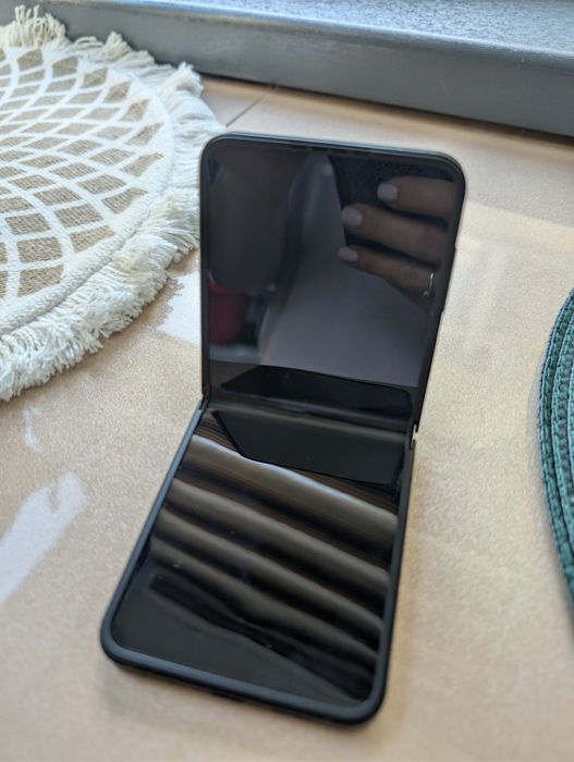 Samsung Galaxy Z FLIP7 FE