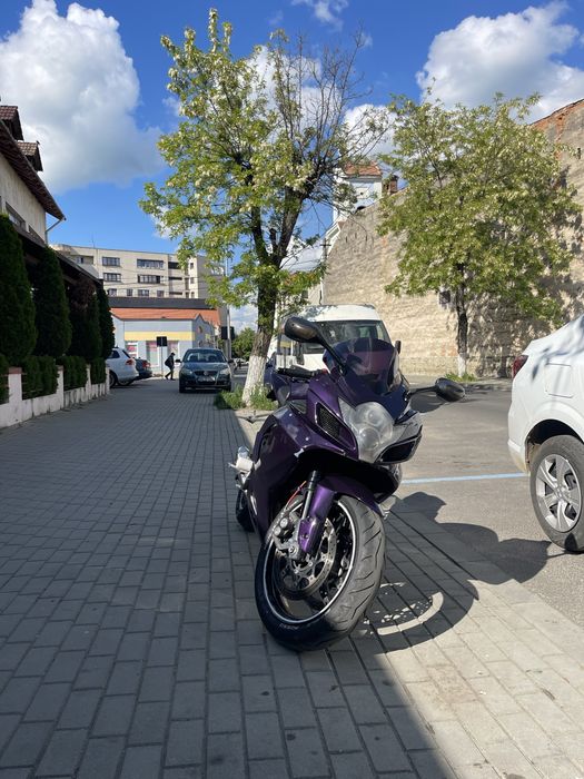 Suzuki GSX-R750 k6