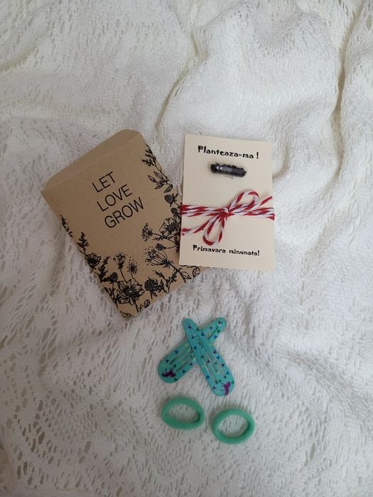 Martisor capsula pentru fetite