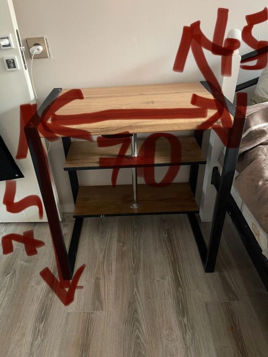 Компактный письменный стол