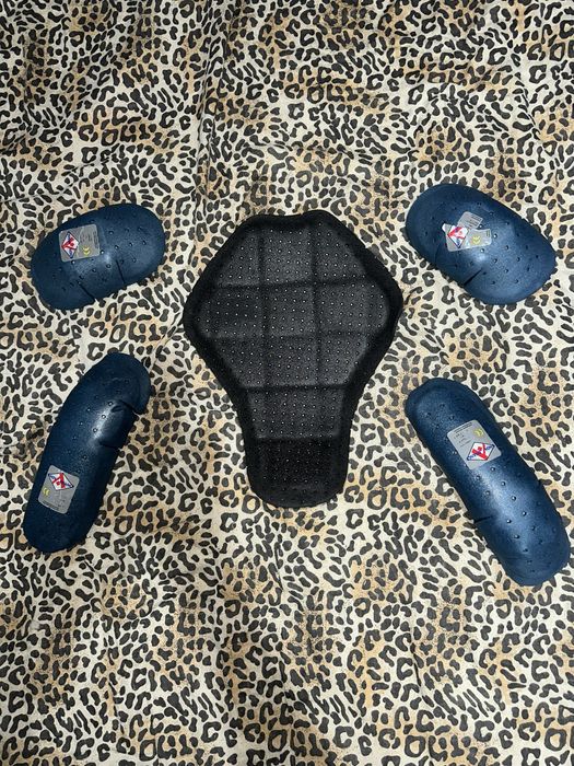 Мото кожено яке Belstaff (EU-50, M/L)