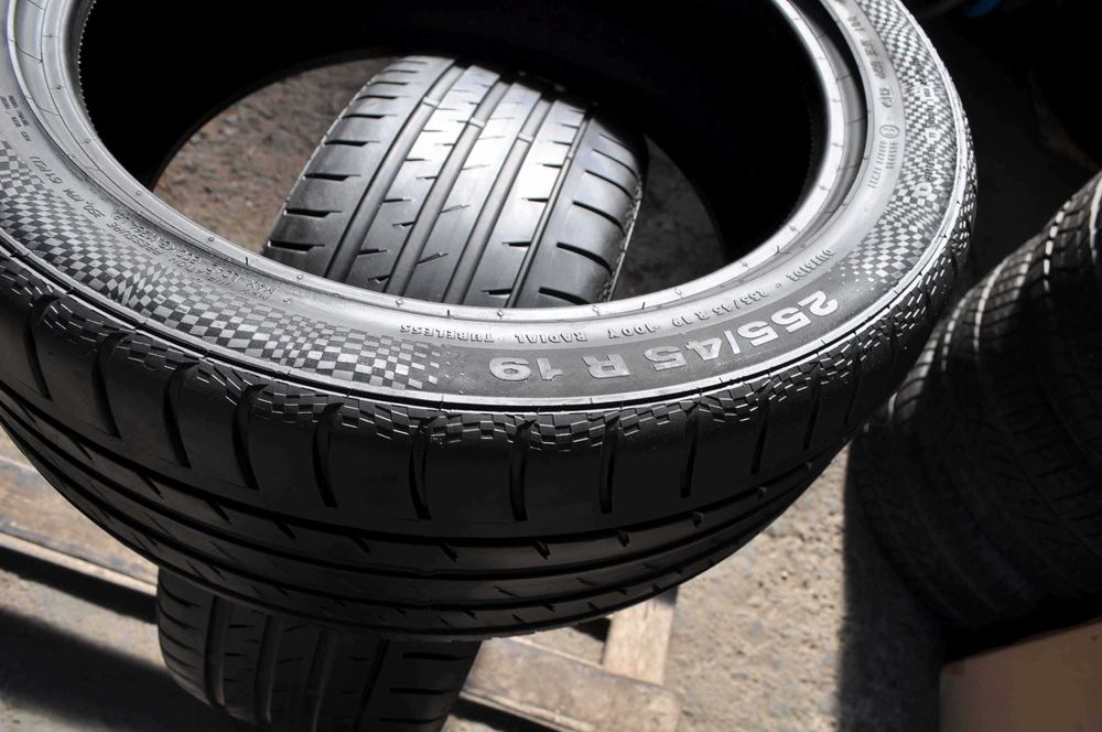 SET 2 Anvelope Vara 255/45 R19 CONTINENTAL ContiSportContact 3