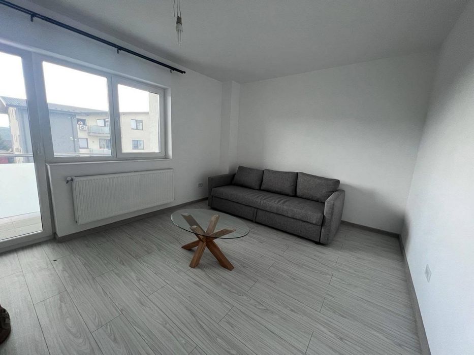 Inchiriez apartament 2 cam.