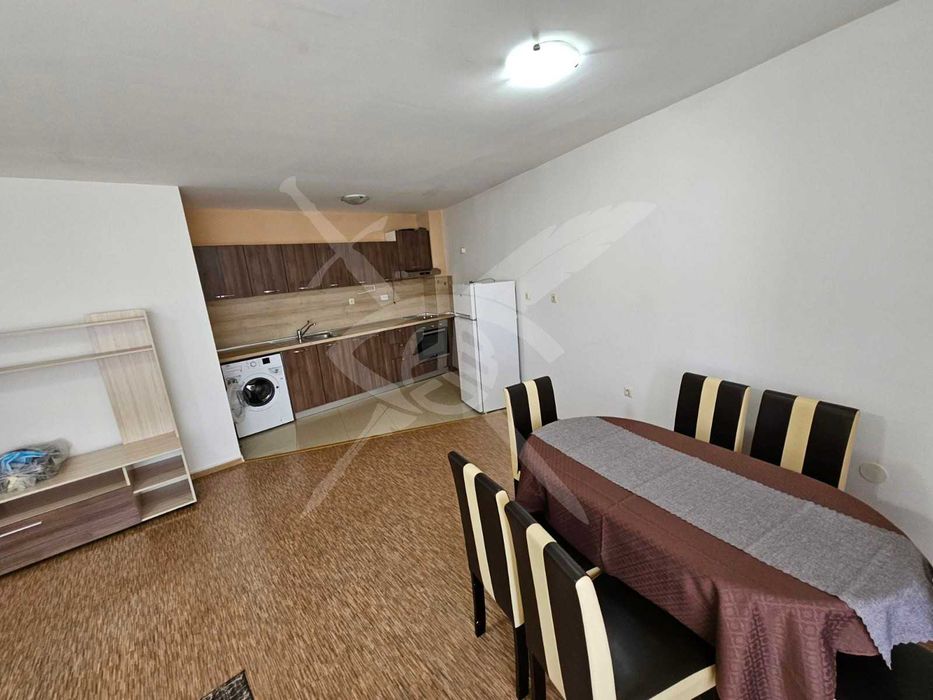 Продава се Двустаен апартамент в Бургас, Славейков - 72 кв.м за 2167 €/кв.м - Снимка #2