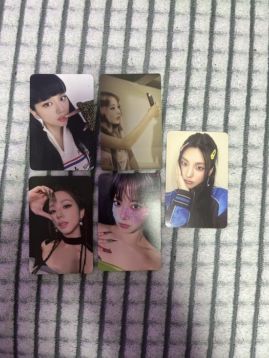 ОФФИЦИАЛЬНЫЕ kpop карточки blackpink и le sserafim