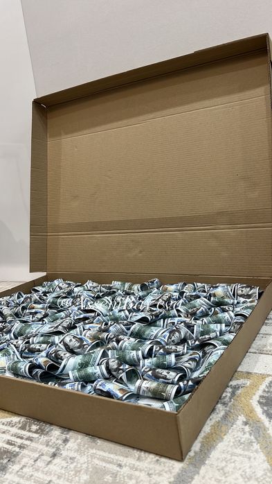 Панно картина из денег