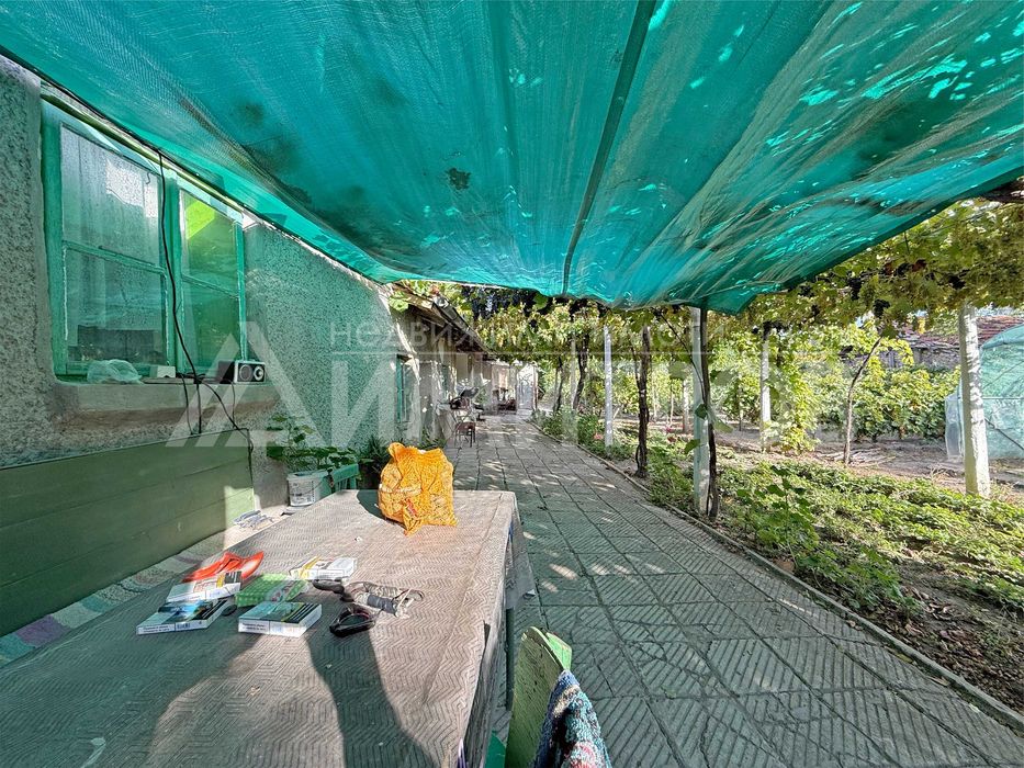 Продава се Къща в Нови пазар - 85 кв.м за 942 €/кв.м - Снимка #22