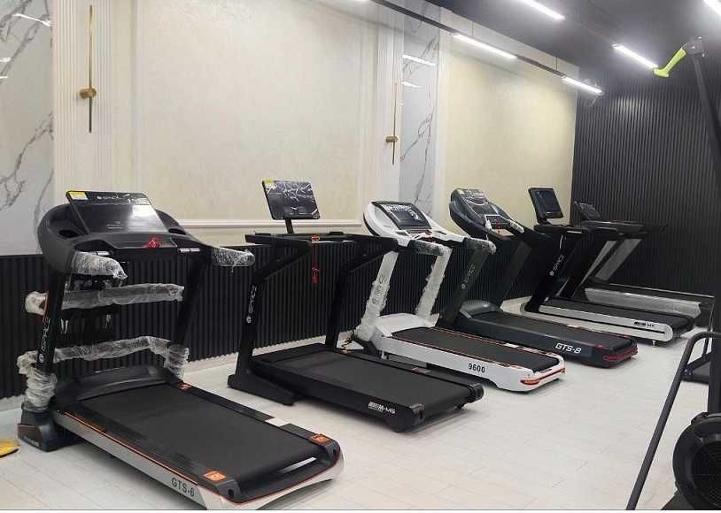 Беговая дорожка с встроенным MP3-плеером и колонками