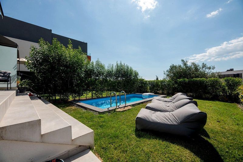 Продава се Къща в София, Иван Вазов - 284 кв.м за 2747 €/кв.м - Снимка #19