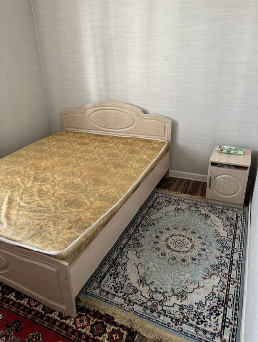 Спальный гарнитур