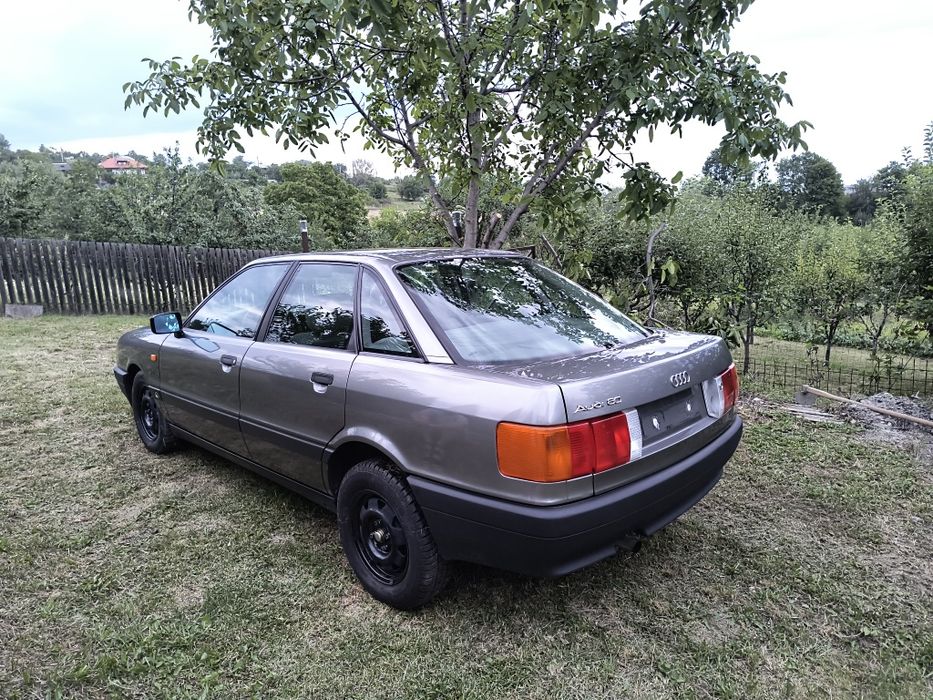 Audi 80 din 1987 cu 40000 km