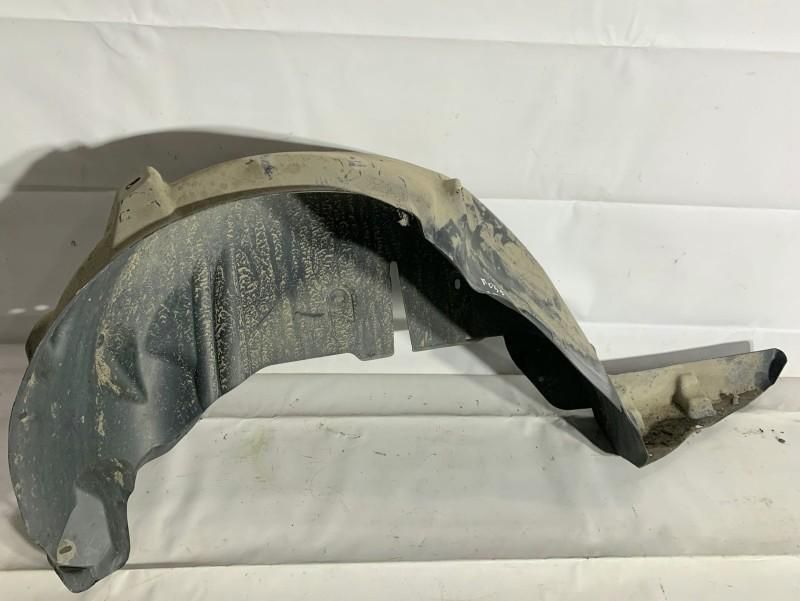 Carenaj roata stanga spate Renault Megane 3 facelift Coupe