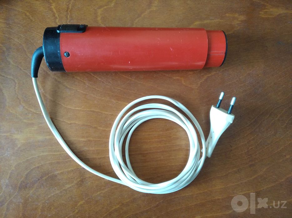 Маленький фен (200W).