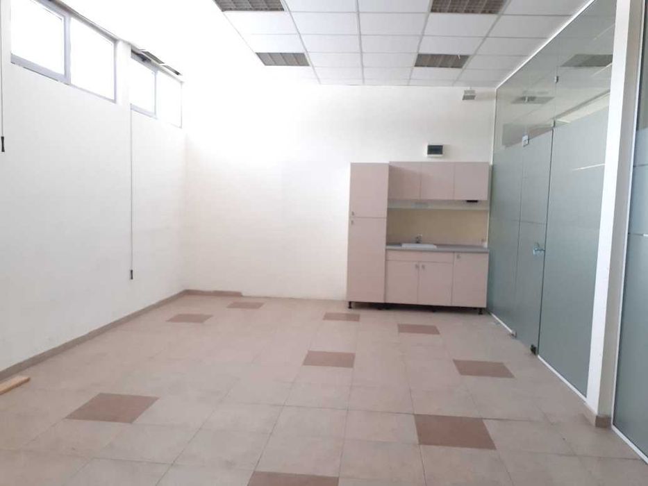 Дава се под наем Офис в София, Младост 1 - 37 кв.м за 336.6 € - Снимка #4