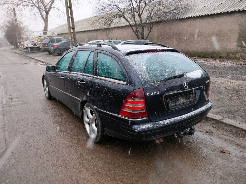 Dezmembrari  Mercedes-Benz C-CLASS (W203)  2000  > 2007 C 270 CDI (20