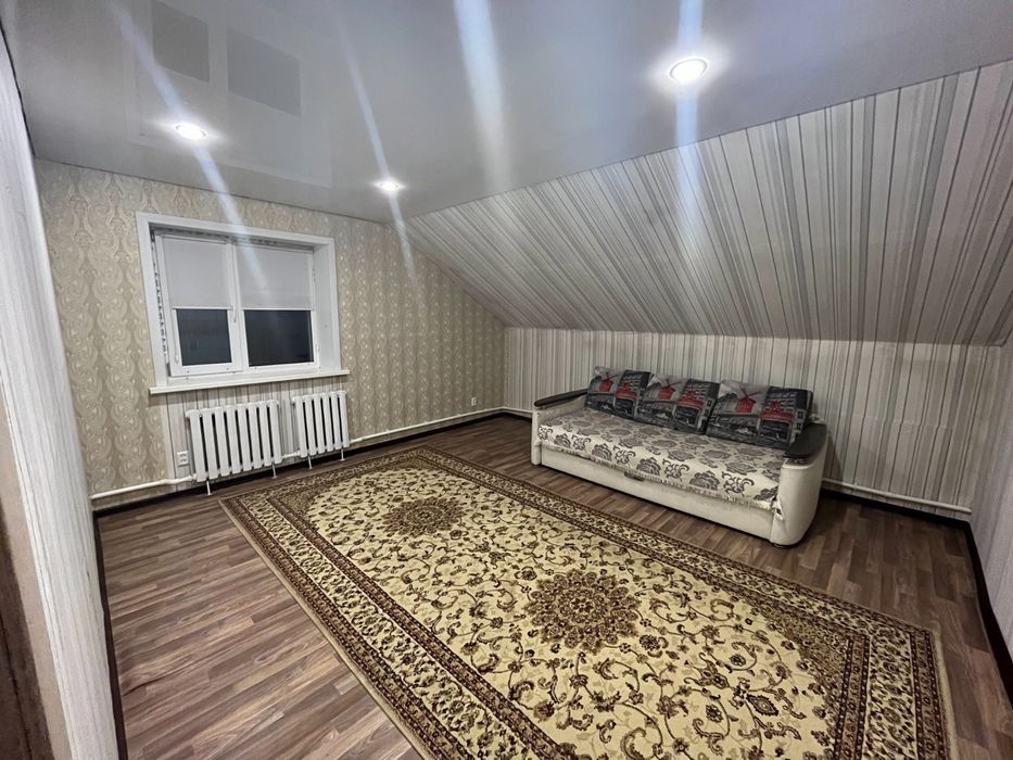 Продам дом мансардовым строением