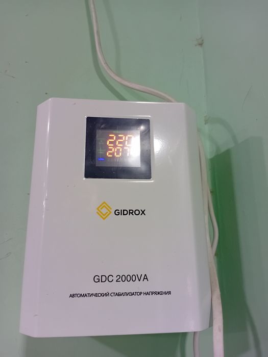 Стаблизатор напряжений