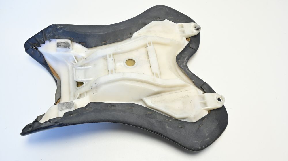 Scaun Fata Pilot Sa Sezut Yamaha R1 2004 - 2006