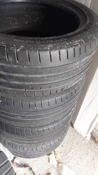 215 45 16 Vredestein Sportracs