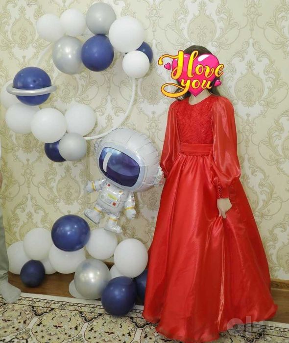 Qizlar uchun oqshom libosi