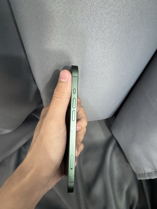 Продам айфон 13 Iphone 13