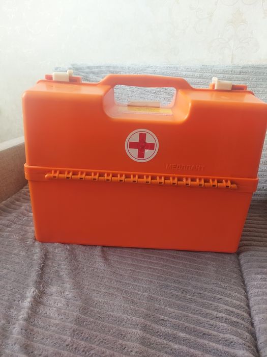 Чемодан медицинский скорой помощи
