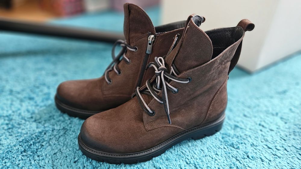 Дамски боти нови