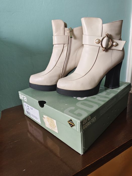 Обувь женская полусапожки