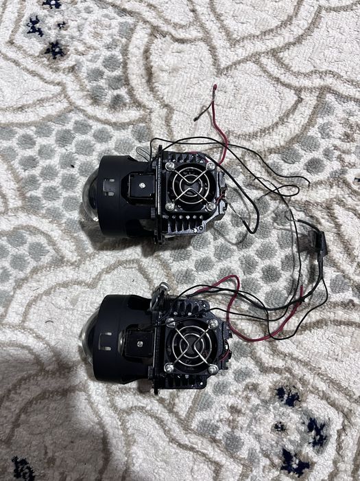 Продам bi-led фары