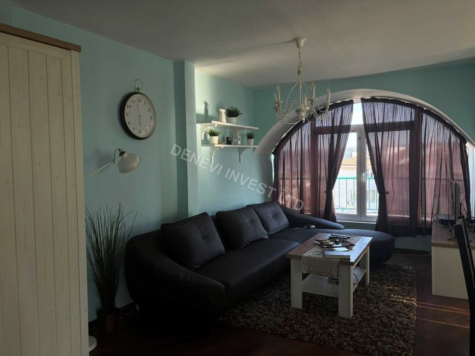 Продава се Тристаен апартамент в Варна, Операта - 130 кв.м за 7 €/кв.м - Снимка #14