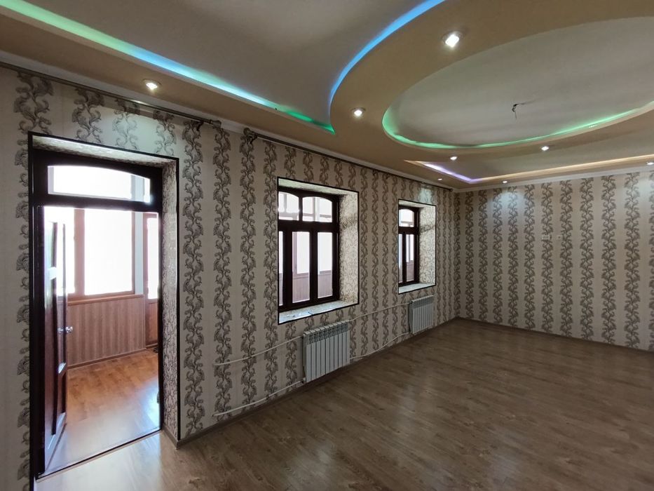 Uy sotiladi 6.7 sotix yer narxida 6xona+oshxona