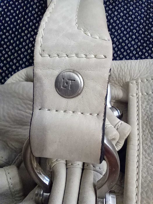 Дамска чанта от естествена кожа