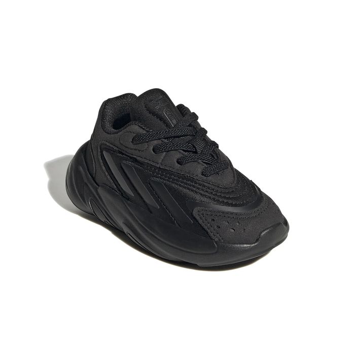 Pantofi sport Adidas Ozelia (negri) marimea 22, in stare buna