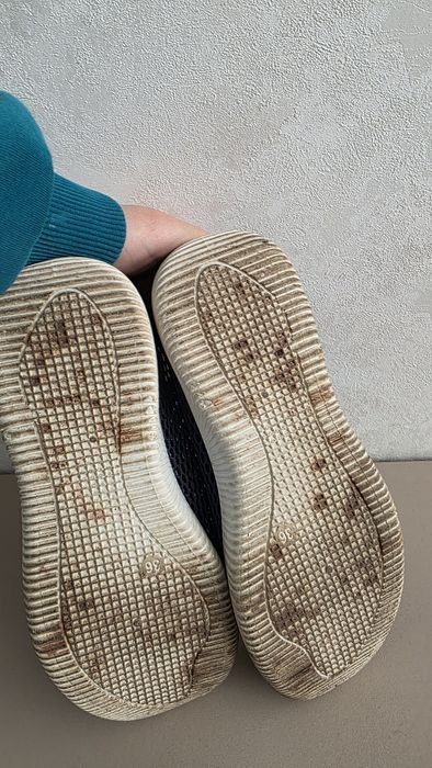 Продам сандалии для мальчика