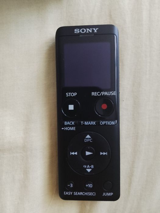 Диктофон Sony ICD-UX570