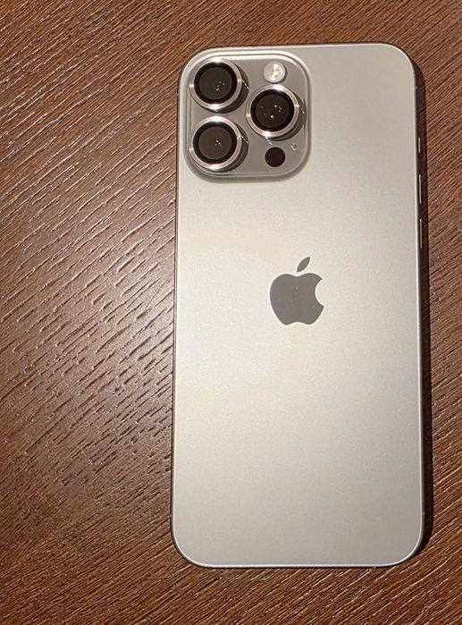 Продаю iPhone 16 PRO MAX (256gb)