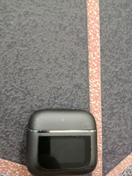 Наушники продам срочно