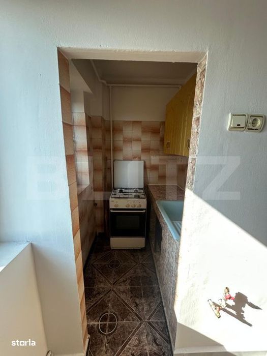 Apartament 3 camere, 70 mp, zona Micro 11