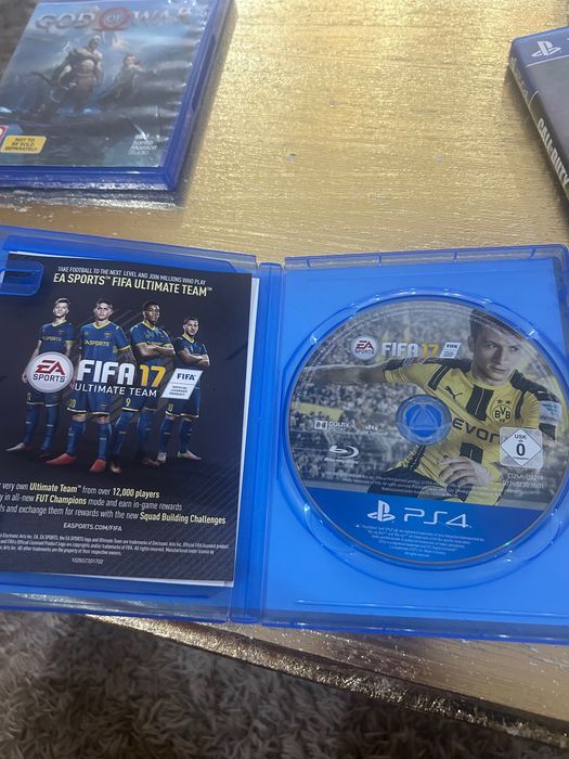 Коплект игри за ps 4
