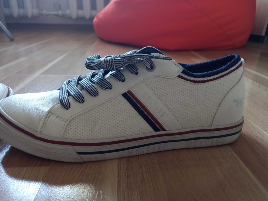 Мъжки Кецове/Маратонки Mustang №42